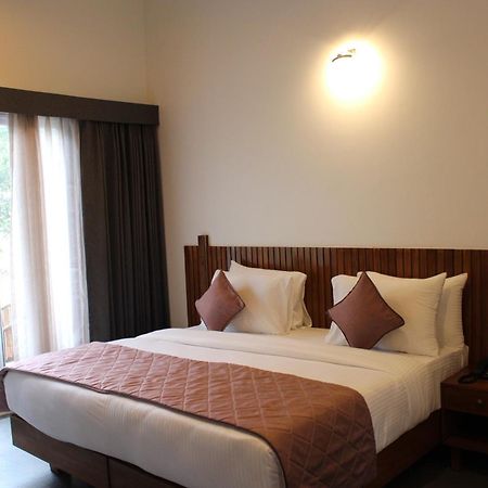 Mango Leaf Lake Resort Malkhed Zewnętrze zdjęcie