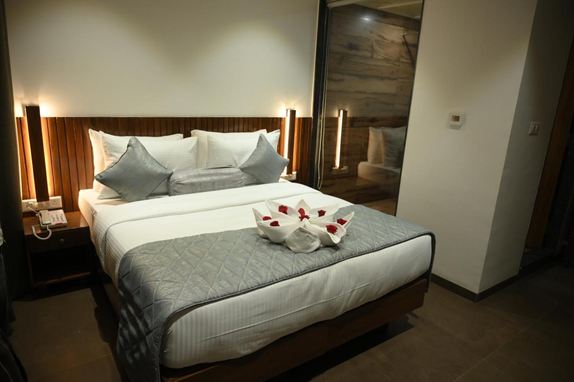 Mango Leaf Lake Resort Malkhed Zewnętrze zdjęcie