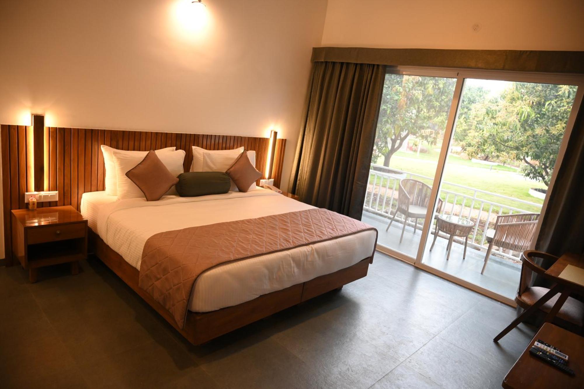 Mango Leaf Lake Resort Malkhed Zewnętrze zdjęcie